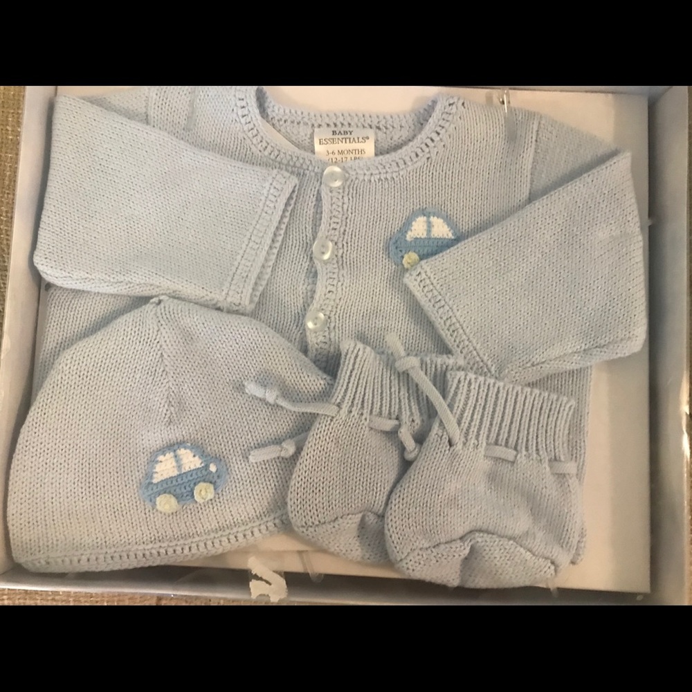 Baby essentials 4 piece set